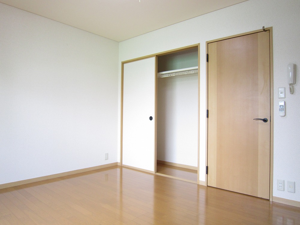 カルナ横浜203【横浜駅】【平沼橋駅】1K