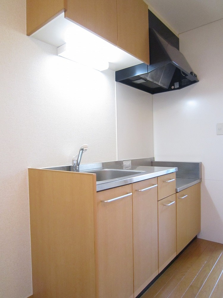 カルナ横浜203【横浜駅】【平沼橋駅】1K