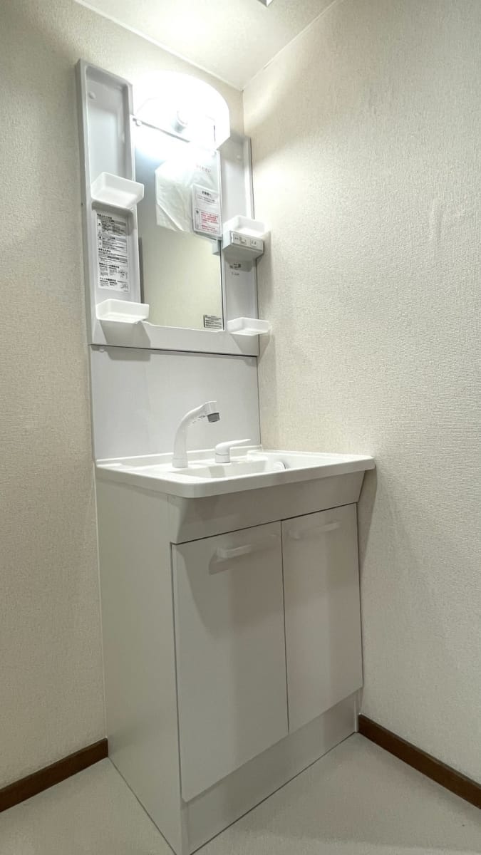 サンビュウ金沢八景201【野島公園駅】【金沢八景駅】3DK